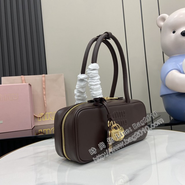 MIU MIU專櫃繆繆最新款Beau手袋原廠皮手提肩背包 jh2744型號：5BB173